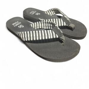 Gray and white striped